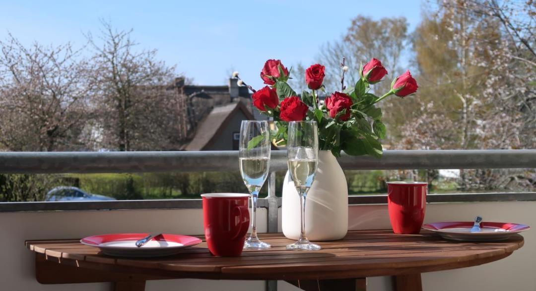 Wohnung 9 Meer-Ruhe Im Haus Stranddistel Komfortable Ferienwohnung Im 1 Og Fuer 4 Personen In Zingst Exteriör bild